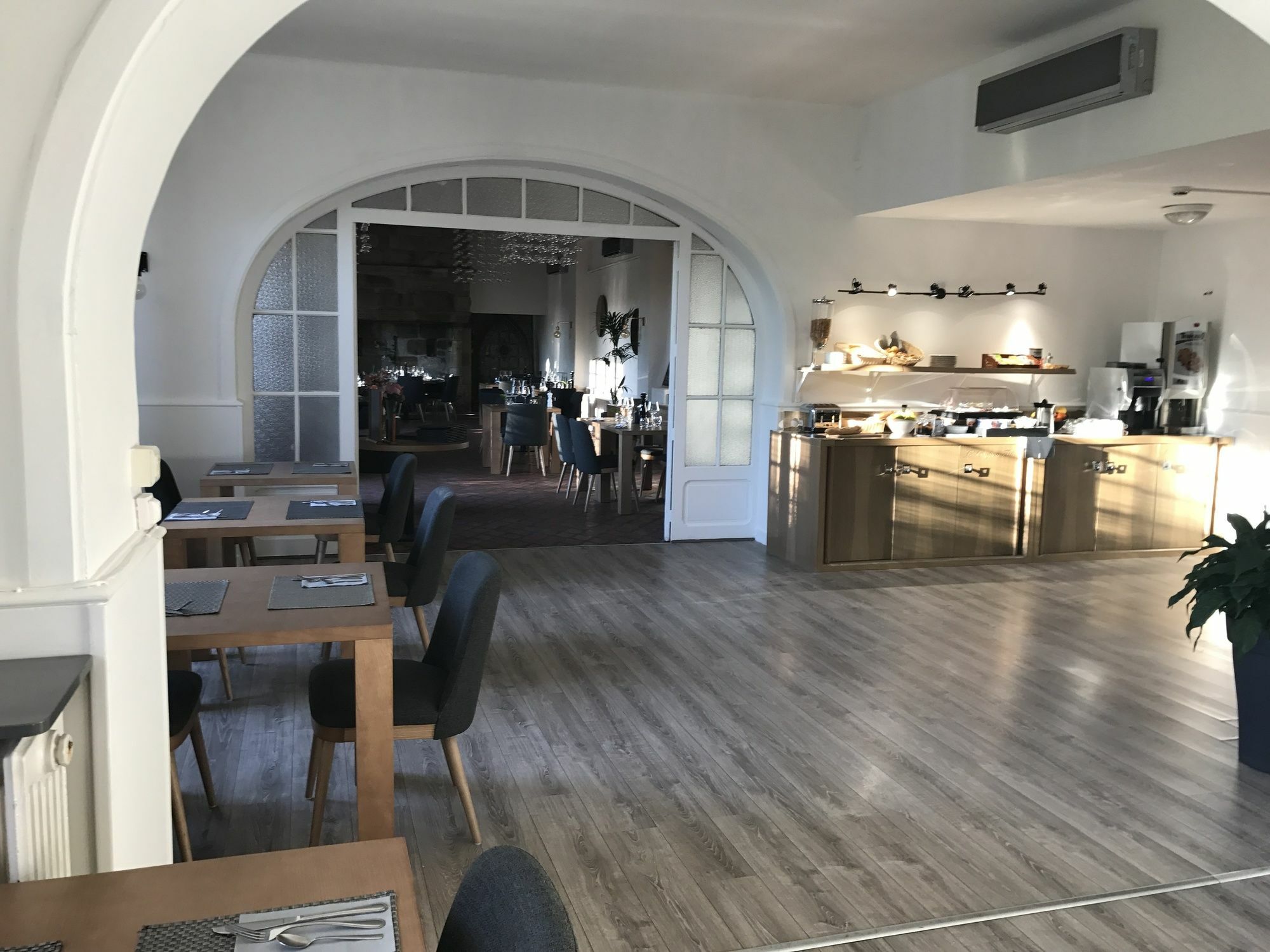 Citotel Hotel Le Chapon Fin Бриве-ла-Гаилларде Экстерьер фото